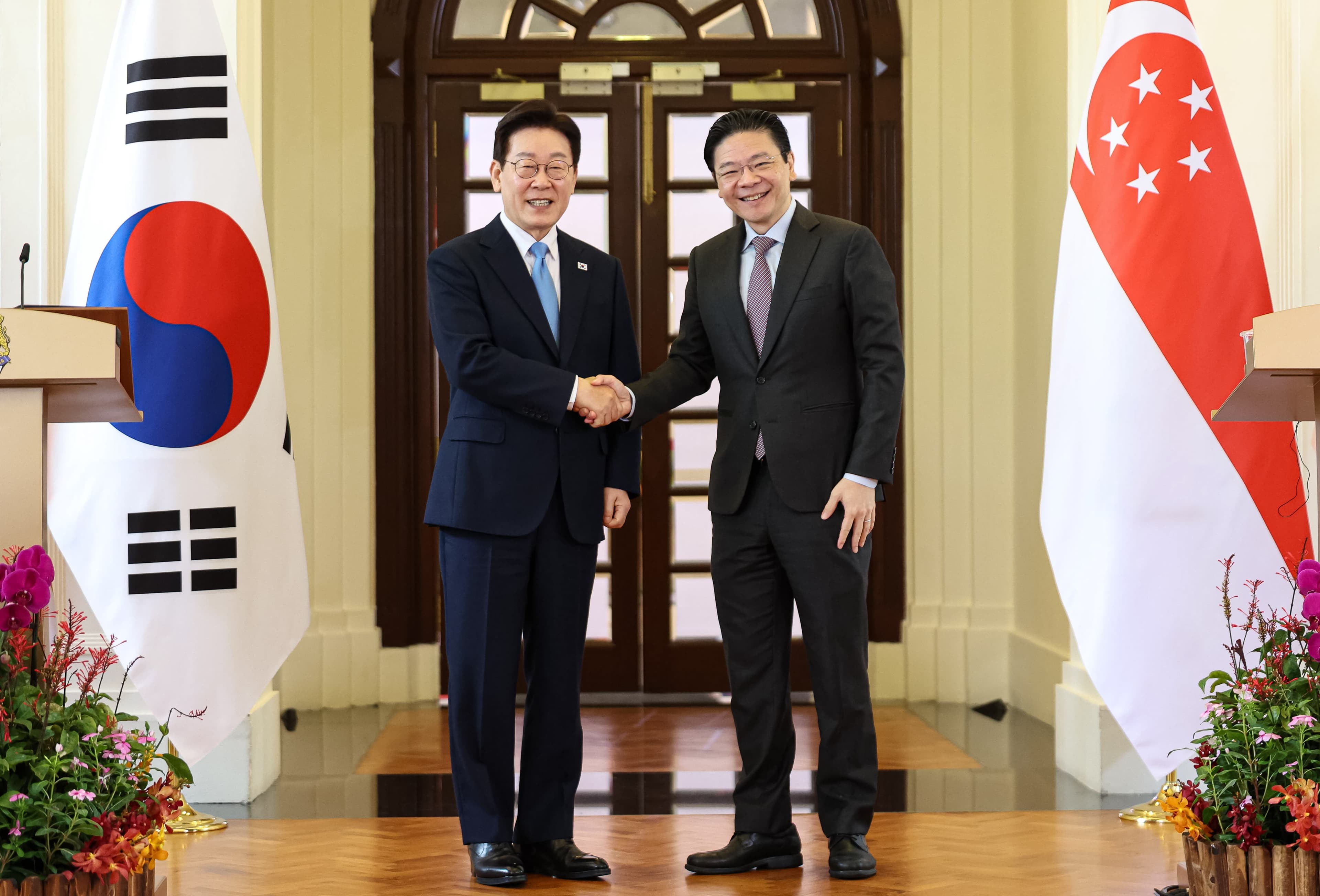 이 대통령 싱가포르-필리핀 순방, AI·원전 협력 물꼬 텄다