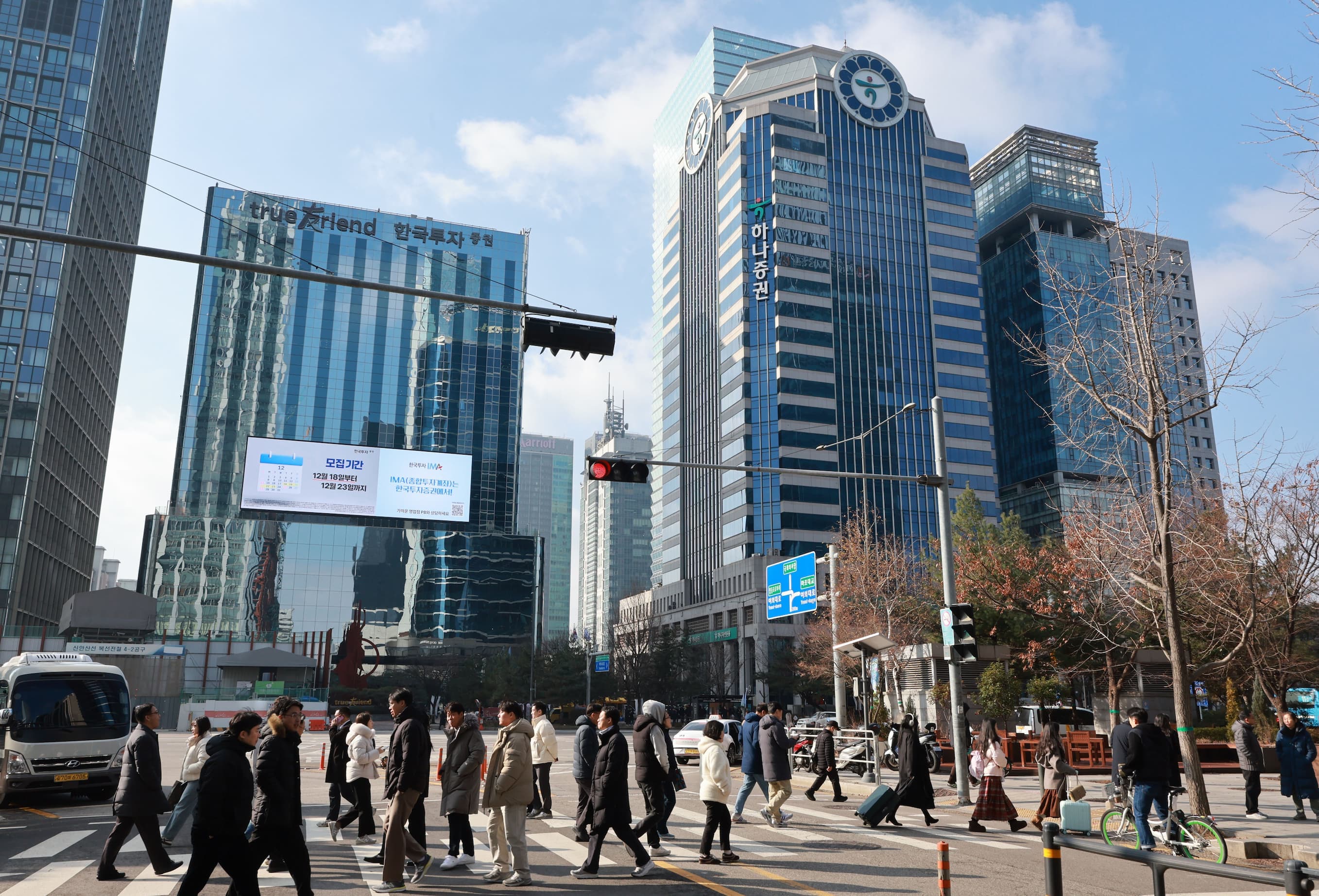 증권주 폭발, 반도체 능가한 상승 비결은?