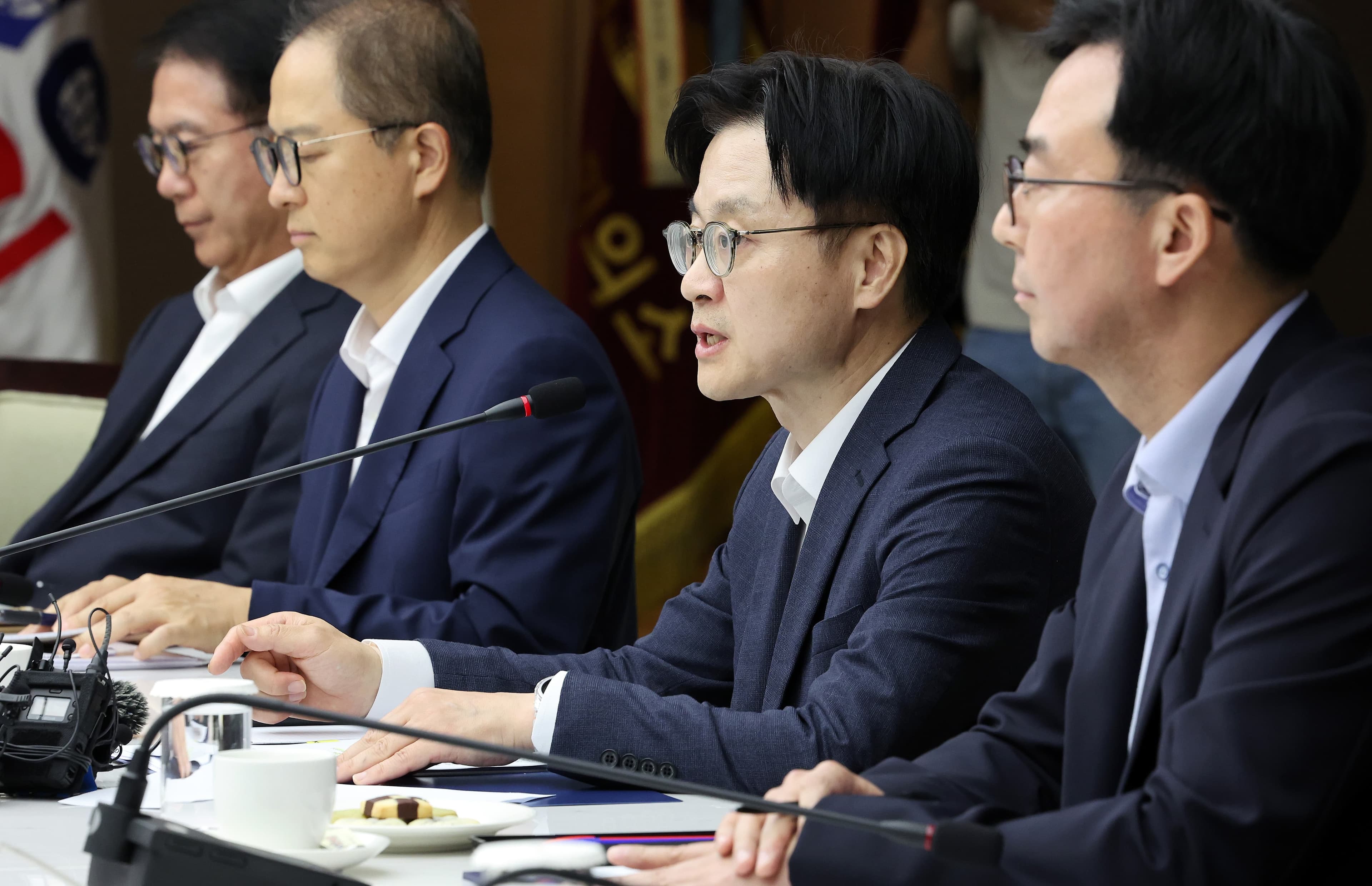 석유화학 산업, 대규모 구조조정 돌입