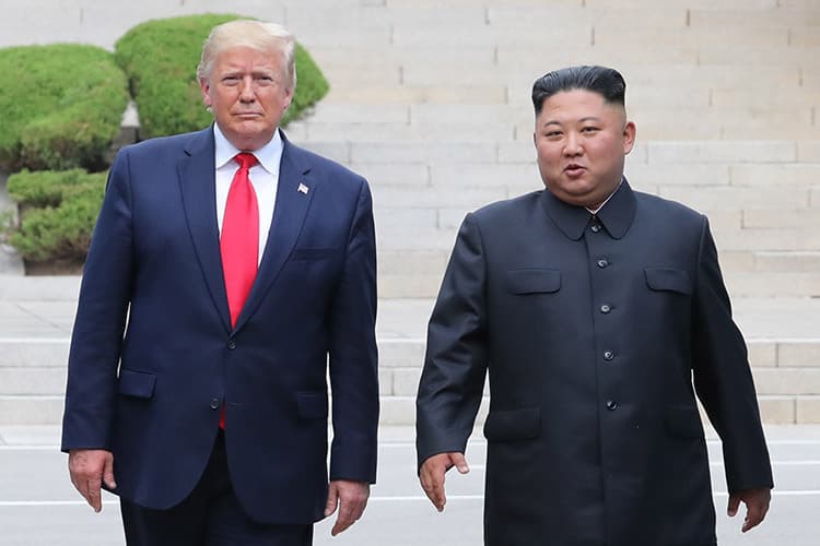 트럼프, 자꾸만 김정은을 찾는 이유는?
