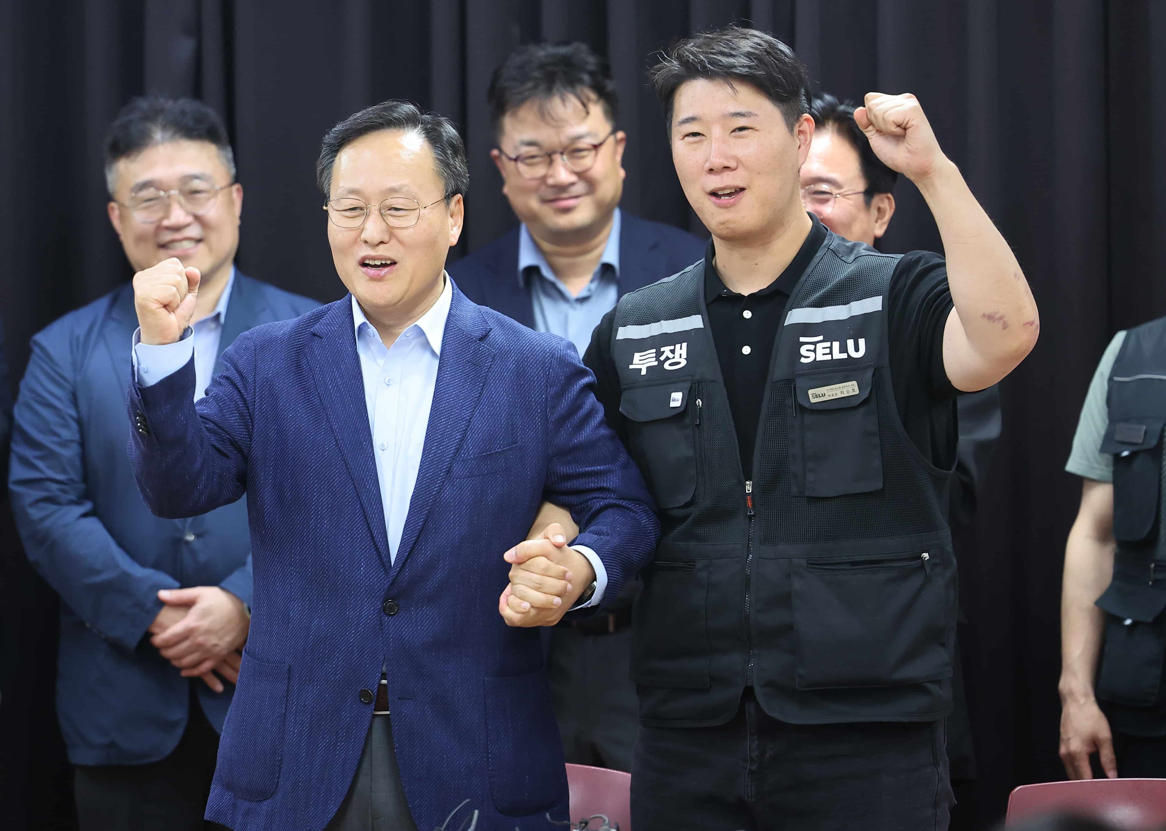 삼성전자 노사 합의 타결, 재계로 번지는 성과급 요구 썸네일 이미지
