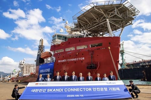 대한전선, 최대 포설선 안전운항기원제 개최