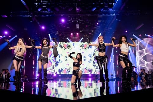 르세라핌, 블리즈컨서 오버워치 신곡 첫 공개